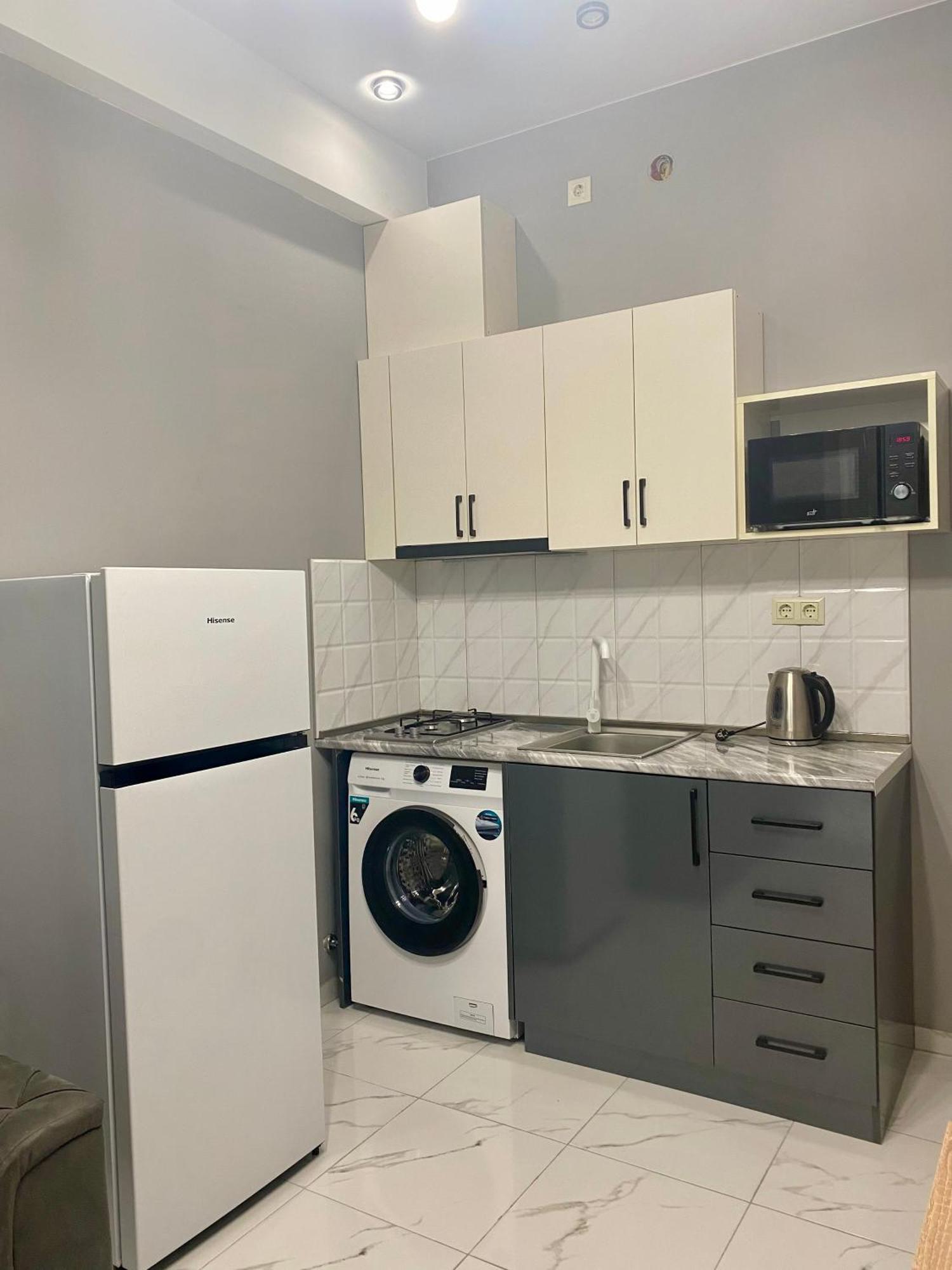 Lovely And Cozy Apartament In Tbilisi Exterior photo